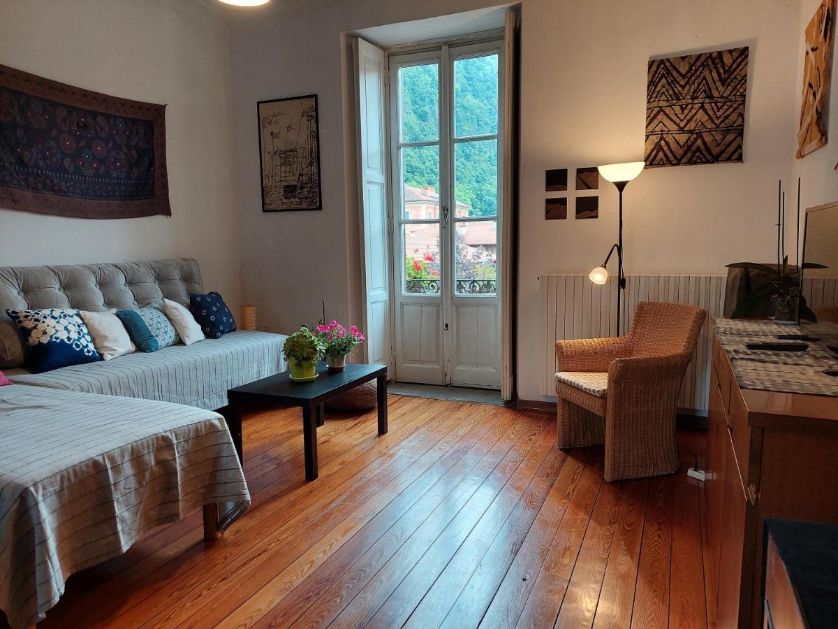 Appartement La Casa Sul Porto à Laveno-Mombello Extérieur photo